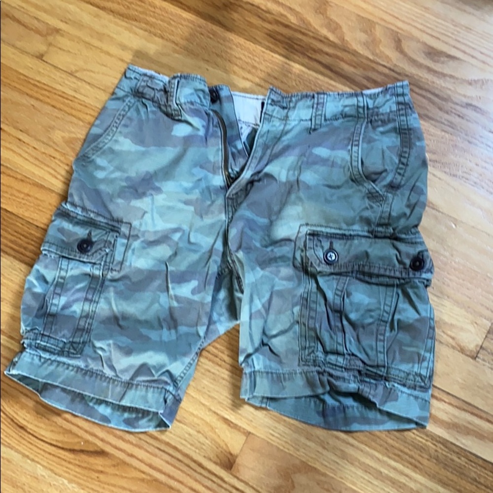 American Eagle Camo shorts